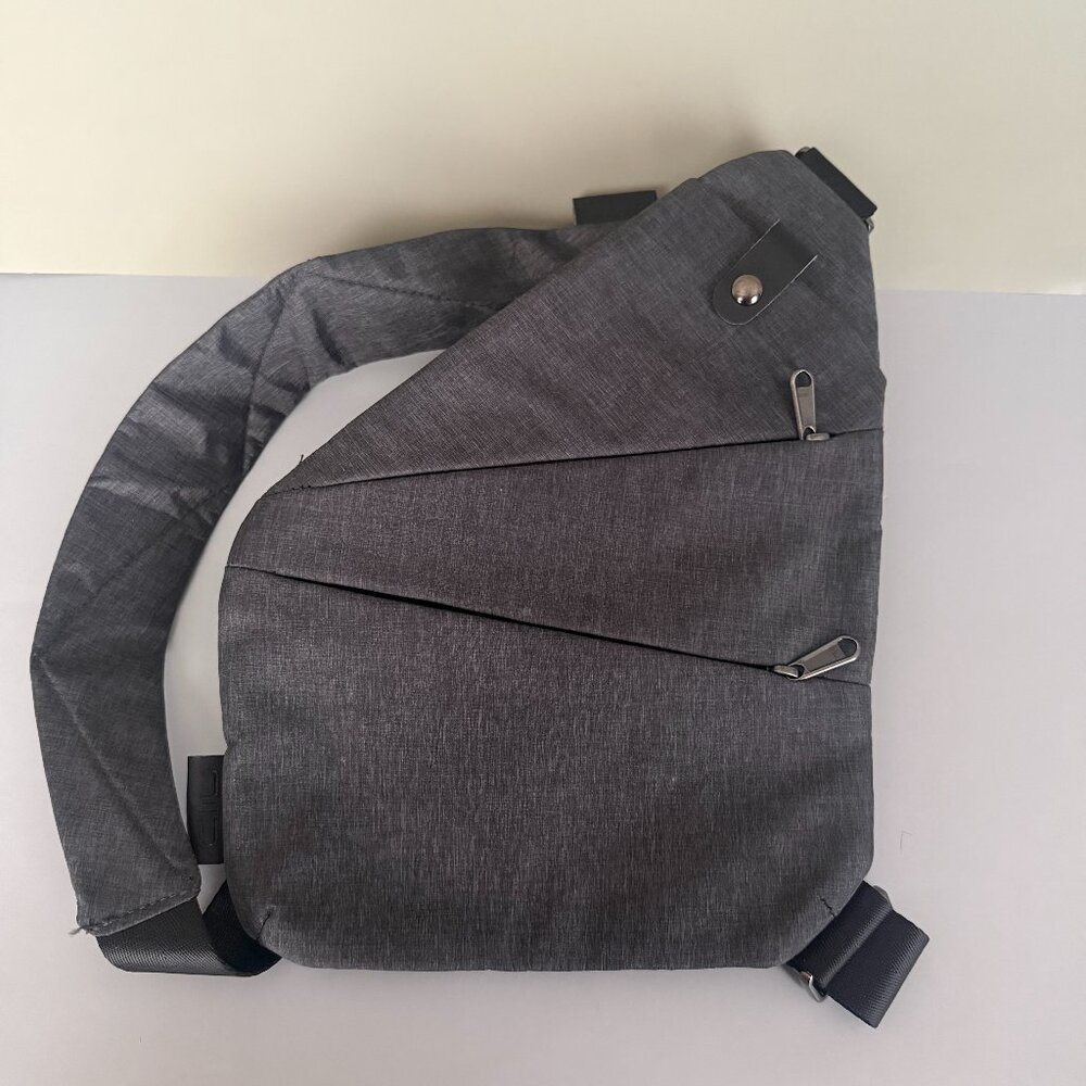 NIID Crossbody Bag - NEW